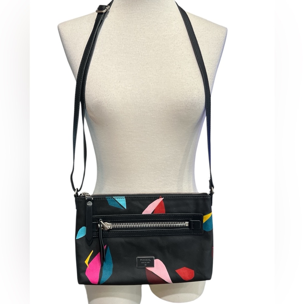 Fossil Y2K Coated crossbody Canvas bag featuring a vibrant geometric pattern